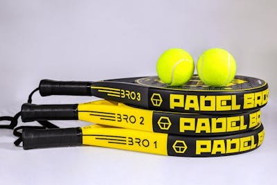 Choix raquette padel : trouvez la mieux adaptée à votre style